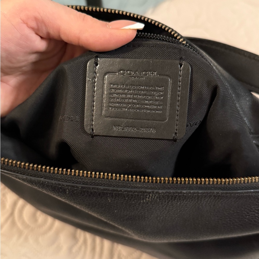 Coach Midnight Black Leather Shoulder Bag - Picture 6 of 8